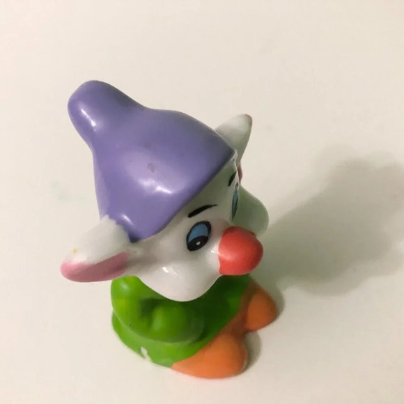 Disney Dopey Dwarf  Figurine Snow White 2.5 Inch Tall Figure Unmarked - Picture 12 of 12